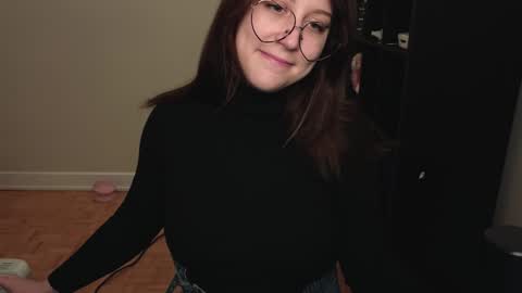 dont be afraid to click social media link its  working  just click on that  online show from December 2024 11:31:02 PM