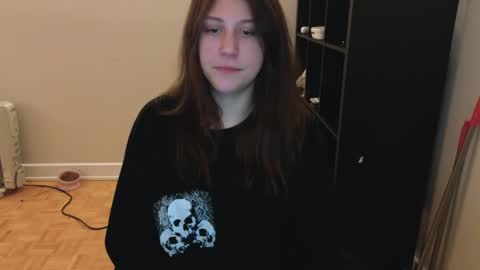 dont be afraid to click social media link its  working  just click on that  online show from December 2024 03:04:02 AM