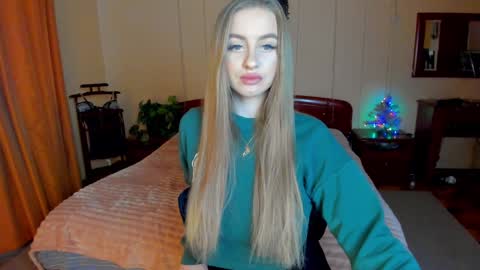 Snapshot of alexa_glory chatting on January 2025 11:13:02 AM Alexa online show from January 2025 11:13:02 AM