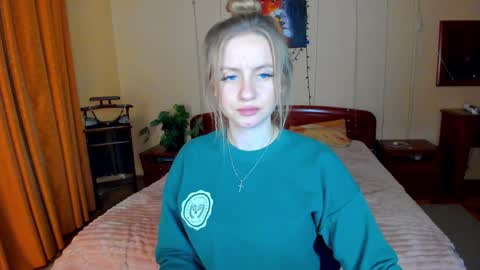 Snapshot of alexa_glory chatting on February 2025 03:28:02 PM Alexa online show from February 2025 03:28:02 PM