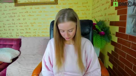 Snapshot of alexa_glory chatting on November 2025 01:53:02 PM Alexa online show from November 2025 01:53:02 PM