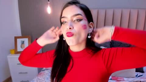 Alexa Thaylor online show from February 2025 04:47:01 PM