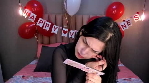 Alexa Thaylor online show from February 2025 02:38:02 PM