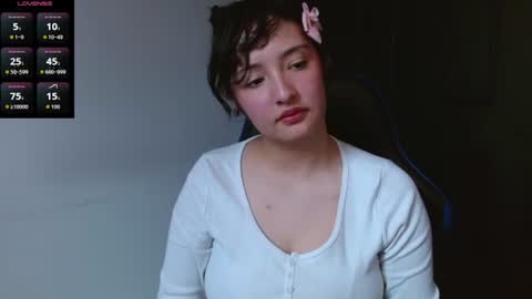 Alexandra 3 online show from July 2026 07:05:01 PM