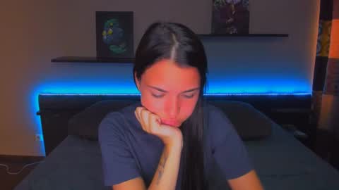 Snapshot of alexabarkley chatting on June 2026 12:54:02 AM angel online show from June 2026 12:54:02 AM