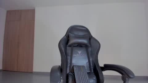 Alexandra Castillo online show from January 2025 01:15:01 AM