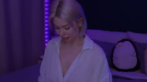 Alexa Mason online show from September 2025 02:11:01 AM