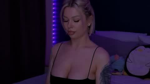 Snapshot of alexamason chatting on April 2026 02:27:02 AM Alexa Mason online show from April 2026 02:27:02 AM