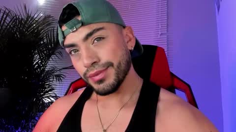 Snapshot of alexander_diiaz chatting on September 2025 05:35:01 PM Alexander Diaz online show from September 2025 05:35:01 PM