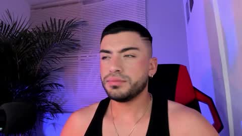 Snapshot of alexander_diiaz chatting on September 2025 10:42:01 AM Alexander Diaz online show from September 2025 10:42:01 AM