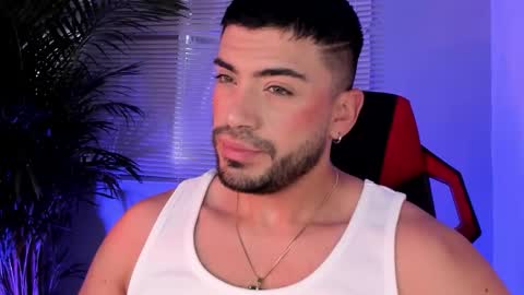 Snapshot of alexander_diiaz chatting on October 2025 12:02:02 PM Alexander Diaz online show from October 2025 12:02:02 PM