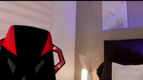 Snapshot of alexander_diiaz chatting on April 2026 01:11:01 PM Alexander Diaz online show from April 2026 01:11:01 PM