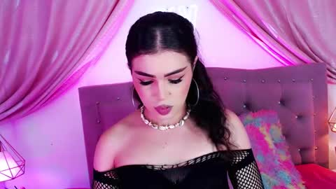 Snapshot of alexandra_evanz chatting on December 2024 04:07:02 PM Alexandra Spellman online show from December 2024 04:07:02 PM