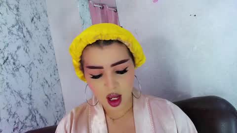 Snapshot of alexandra_evanz chatting on February 2025 10:10:02 AM Alexandra Spellman online show from February 2025 10:10:02 AM