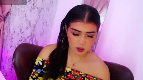 Snapshot of alexandra_evanz chatting on March 2025 10:07:02 AM Alexandra Spellman online show from March 2025 10:07:02 AM