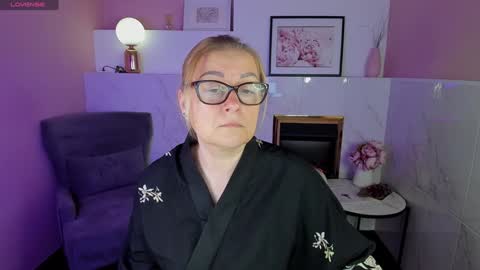 Snapshot of alexandra_kind chatting on January 2025 01:52:02 PM Alexandra online show from January 2025 01:52:02 PM