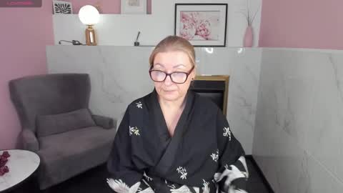 Snapshot of alexandra_kind chatting on February 2025 05:48:01 PM Alexandra online show from February 2025 05:48:01 PM