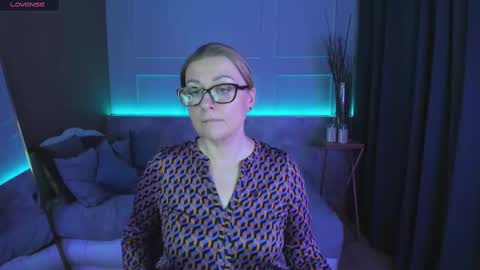 Snapshot of alexandra_kind chatting on February 2025 02:58:02 AM Alexandra online show from February 2025 02:58:02 AM