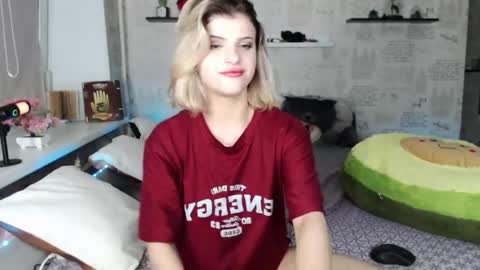 Snapshot of alexandraermes chatting on July 2026 12:13:01 AM AlexandraErmes online show from July 2026 12:13:01 AM