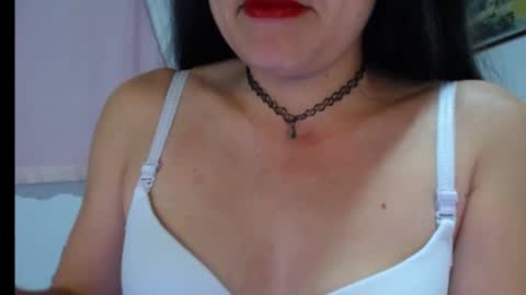 alexandrasaen online show from November 2025 02:43:01 AM