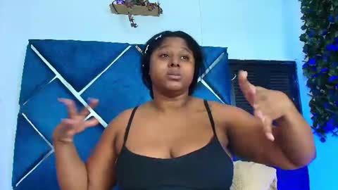 Snapshot of alexarousse4u chatting on July 2026 11:42:02 PM Alexa online show from July 2026 11:42:02 PM