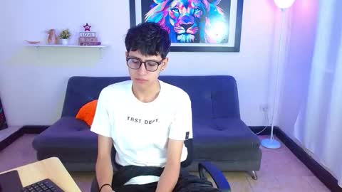 alex online show from March 2026 01:38:01 PM