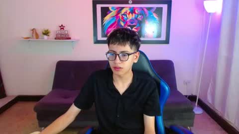 Snapshot of alexcum_18 chatting on June 2026 02:09:01 PM alex online show from June 2026 02:09:01 PM
