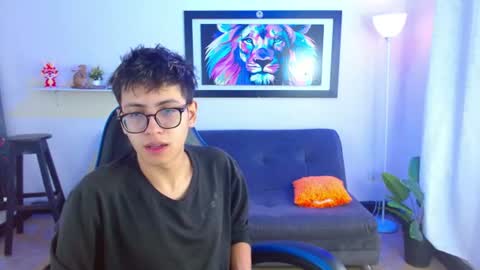 Snapshot of alexcum_18 chatting on July 2026 01:28:01 PM alex online show from July 2026 01:28:01 PM