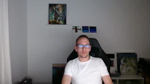 Snapshot of alexhunter4u chatting on January 2025 10:47:02 PM alexhunter4u online show from January 2025 10:47:02 PM