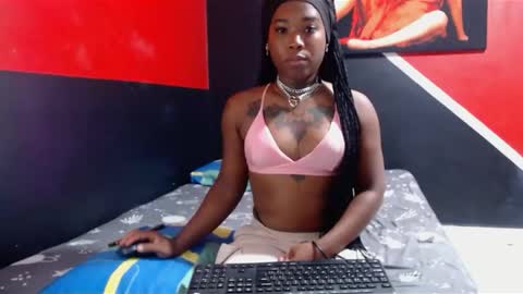 alexia_sinclaire24 online show from March 2025 09:46:02 PM