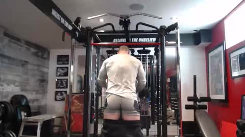 Alex online show from April 2026 09:15:01 PM