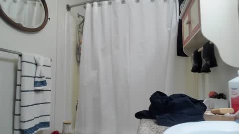 Snapshot of alexinside_you chatting on December 2024 10:56:01 PM Alexinside you online show from December 2024 10:56:01 PM