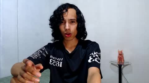 Alexis online show from April 2026 12:03:02 PM