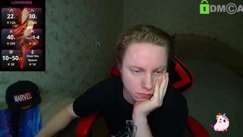 Alexis online show from December 2025 07:33:02 PM