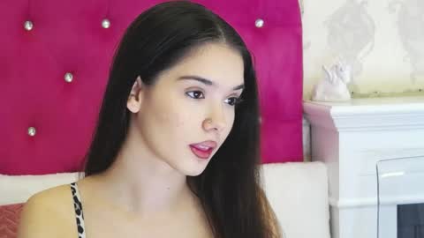 Snapshot of alexisdevine chatting on April 2026 04:24:02 AM alexisdevine online show from April 2026 04:24:02 AM