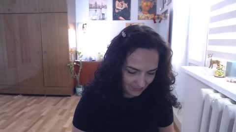 AlexisMillers online show from October 2025 01:02:02 PM