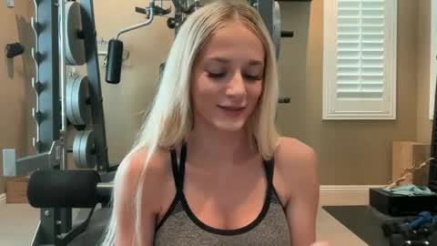 alexispaige06 online show from July 2026 05:52:01 PM