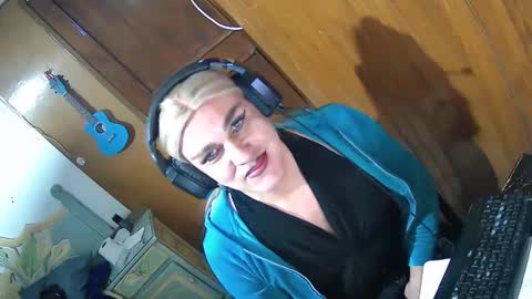 alexiss699 online show from December 2024 10:39:02 AM