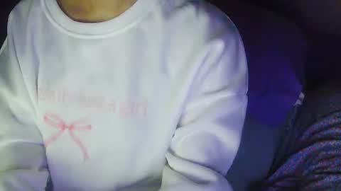 Snapshot of alexisxpeach chatting on October 2025 06:48:01 AM Alexis online show from October 2025 06:48:01 AM