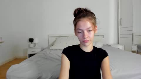 Alex online show from September 2025 03:55:02 PM