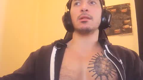 Snapshot of alexopenmind21 chatting on February 2025 05:36:01 PM Alexxx online show from February 2025 05:36:01 PM