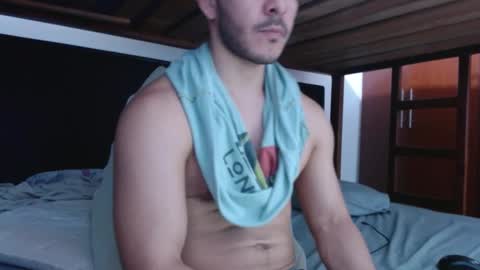 Snapshot of alexsb1998 chatting on February 2025 10:35:02 AM alexsb1998 online show from February 2025 10:35:02 AM