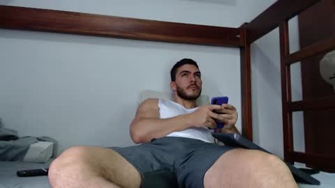 Snapshot of alexsb1998 chatting on June 2026 08:08:01 PM alexsb1998 online show from June 2026 08:08:01 PM