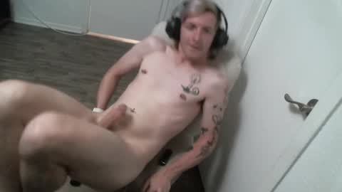 Snapshot of alexxxmic chatting on October 2025 02:46:02 PM Alexxxmic online show from October 2025 02:46:02 PM