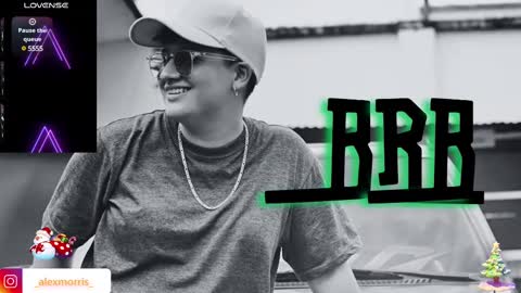 Snapshot of alexxxmorris chatting on December 2024 07:07:01 AM ALEXXX MORRIS online show from December 2024 07:07:01 AM