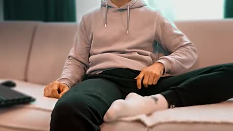 alfadreamer0011 online show from December 2025 11:52:01 AM