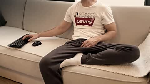 alfadreamer0011 online show from January 2026 11:26:01 AM