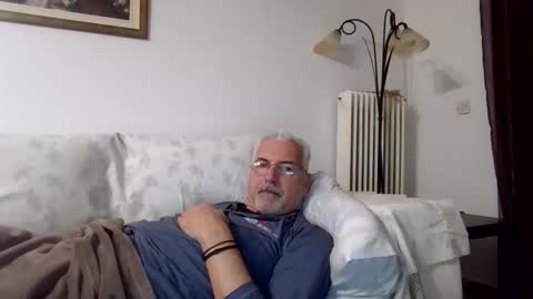 I wanna cum online show from March 2026 09:14:02 PM