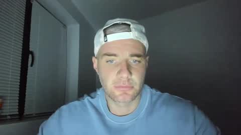 alfiesolomons87 online show from December 2024 08:15:01 PM