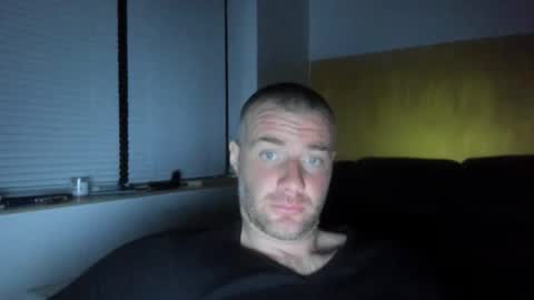 alfiesolomons87 online show from April 2026 08:44:01 PM